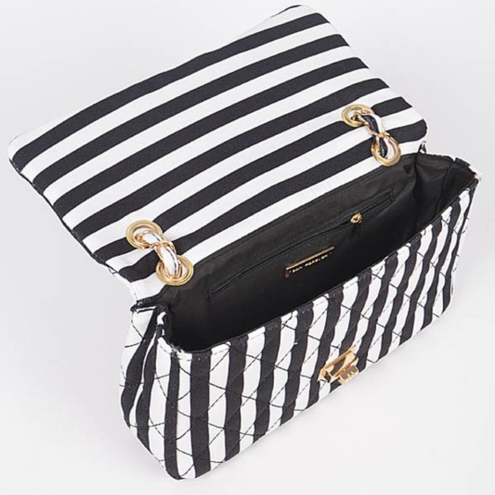 Beige and White Quilted Stripe Shoulder Bag Clutch - Picture 4 of 4